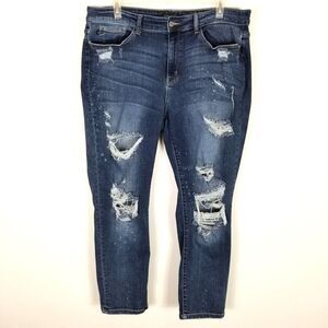 Judy Blue Women Plus Boyfriend Fit‎ Jeans Sz 20W Distressed Blue High Rise City